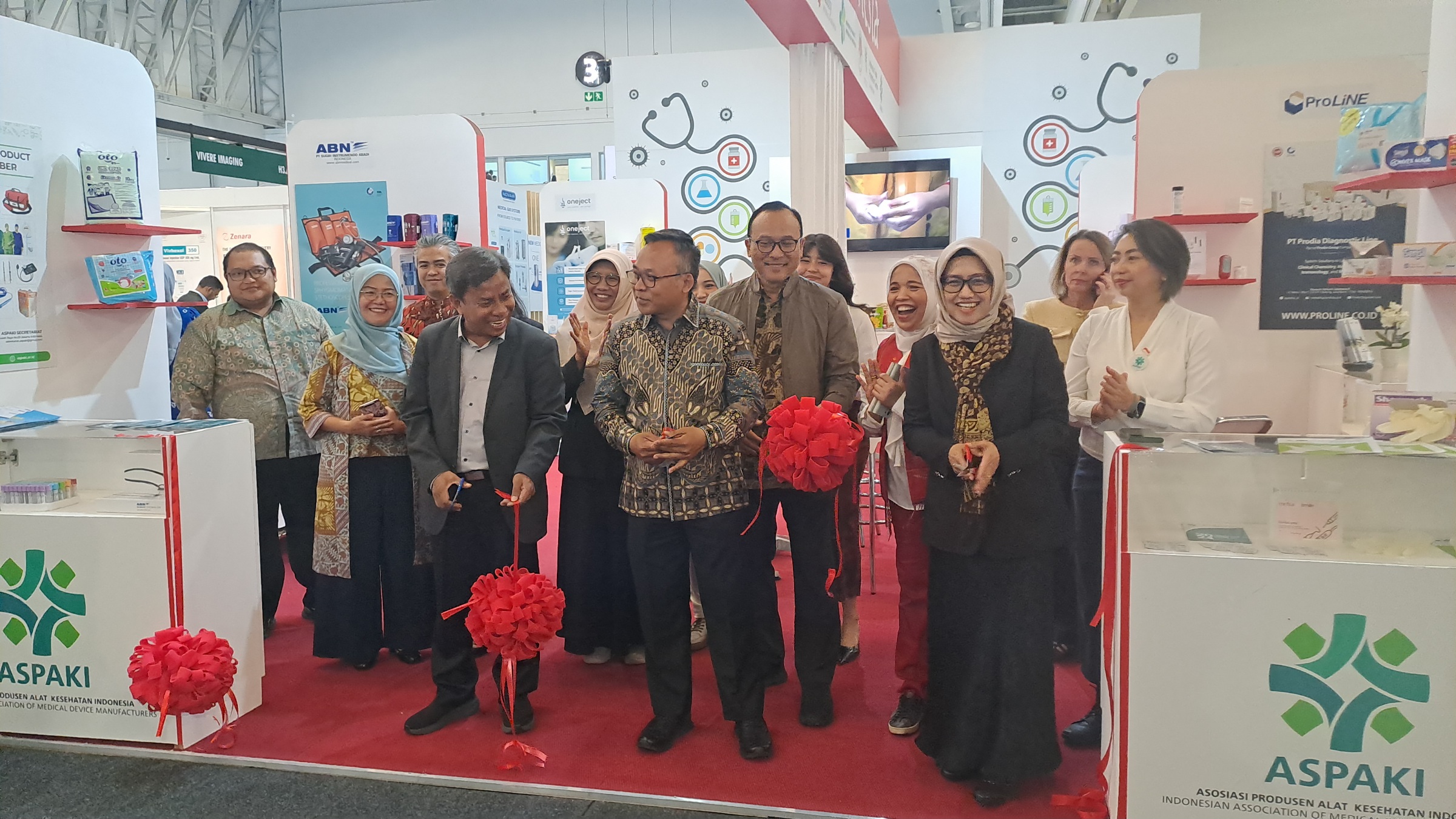 Image of a forest with a path